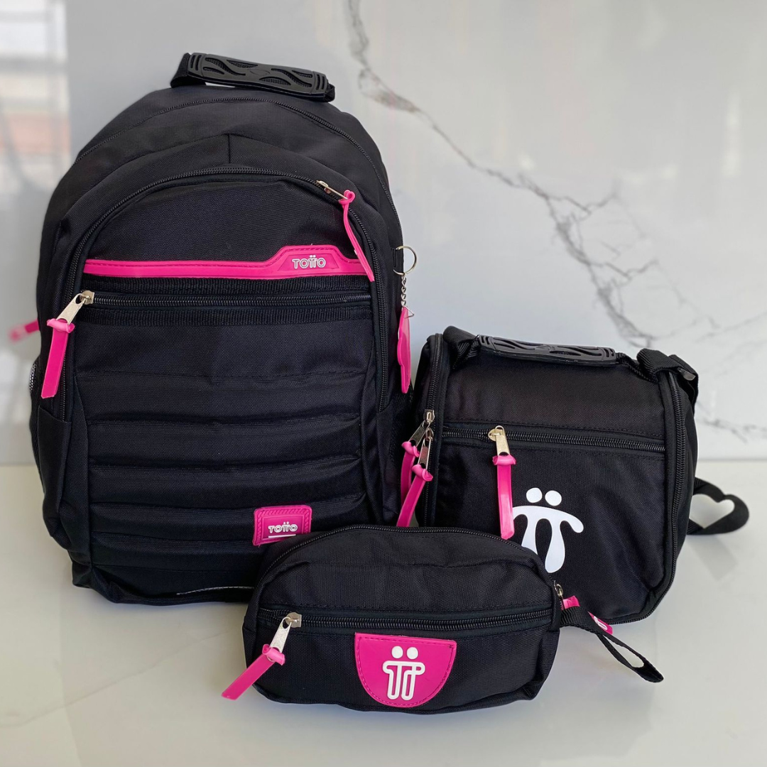 COMBO 3X1 EN LIQUIDACIÓN! MORRAL, CARTUCHERA Y LONCHERA