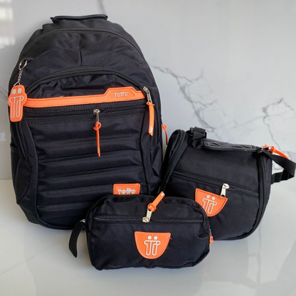 COMBO 3X1 EN LIQUIDACIÓN! MORRAL, CARTUCHERA Y LONCHERA