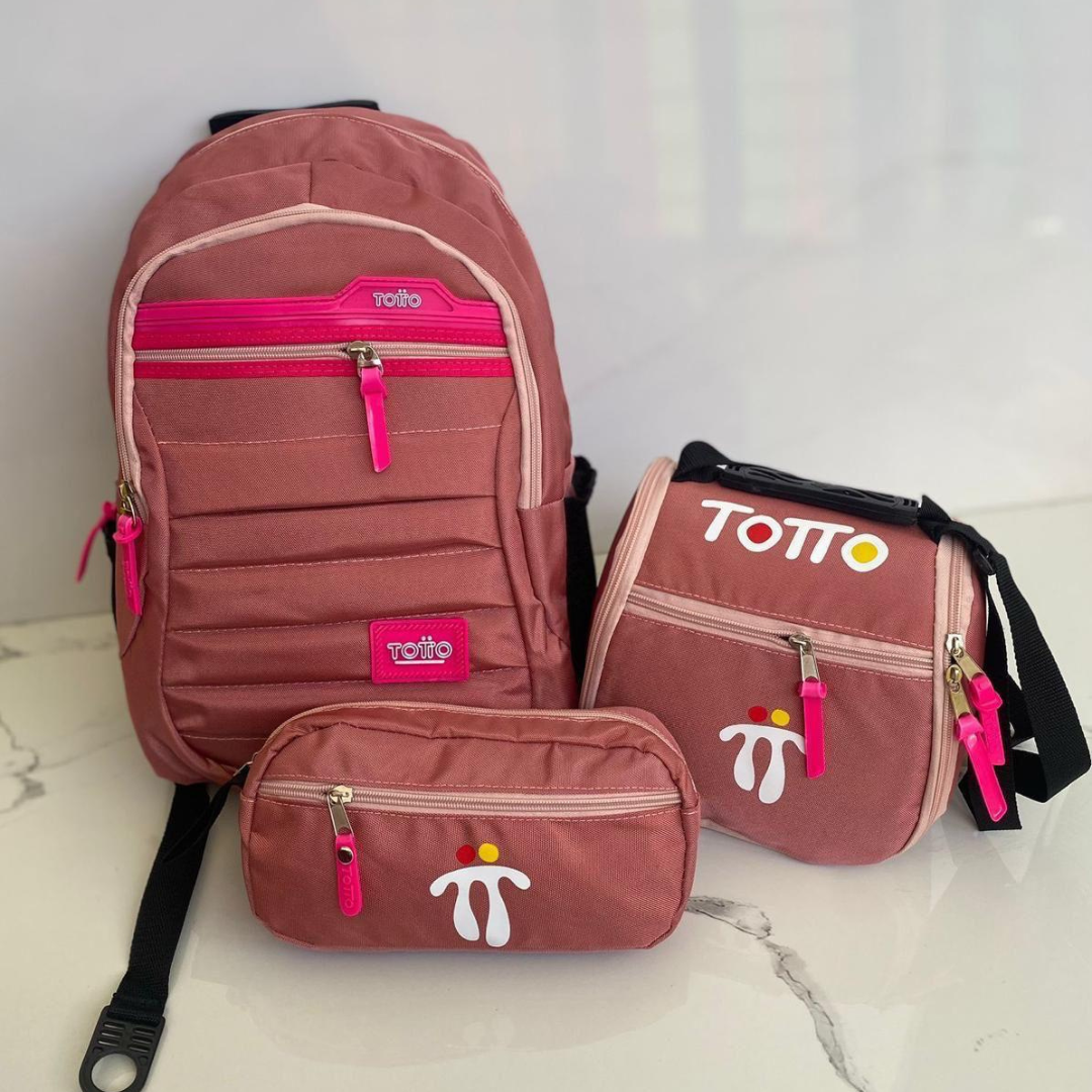 COMBO 3X1 EN LIQUIDACIÓN! MORRAL, CARTUCHERA Y LONCHERA